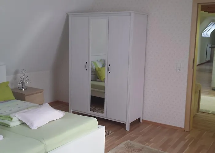 Apartment Posthotel 4*