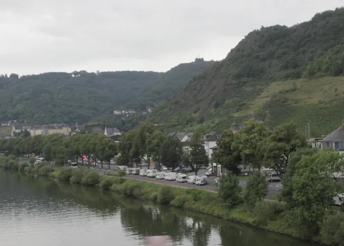 Apartment Posthotel 4*